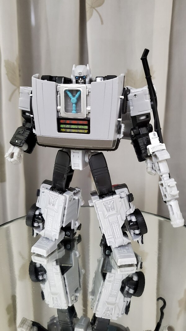 Bact To The Future X Transformers Giggawatt In Hand  (3 of 19)
